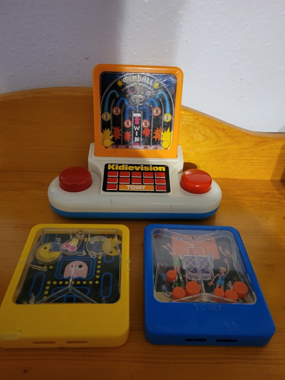 Tomy Kidievision Handheld Retro Game Set